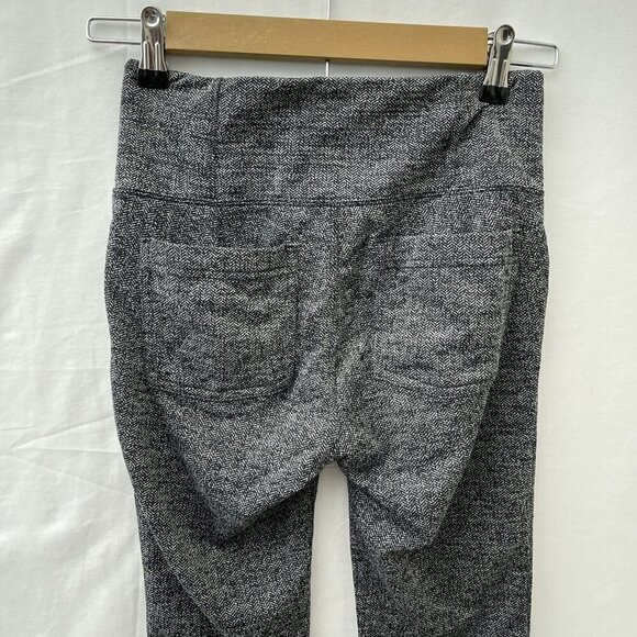 Athleta‎ Herringbone Metro High Waisted Leggings Stretch Gray Back Pockets XS - Picture 4 of 12